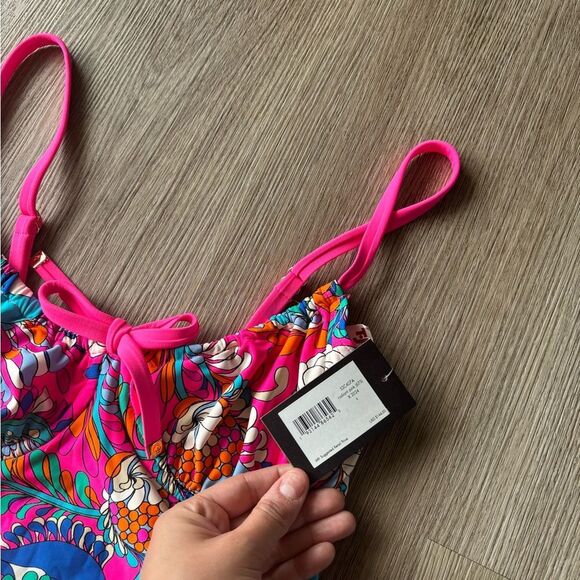 Kate Spade Cinch Front Underwire One Piece Swimsuit - Picture 11 of 12